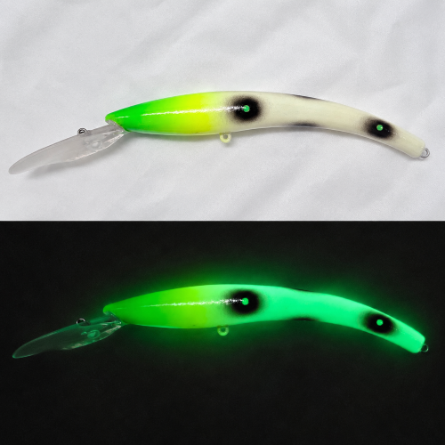 Custom Glow in the Dark 800 Series Reef Runners